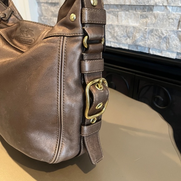 Vintage Coach Zoe Purse Shoulder Bag with Dustbag - Picture 4 of 16